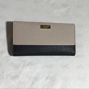 Kate Spade New York Wellesley Leather Stacy Wallet